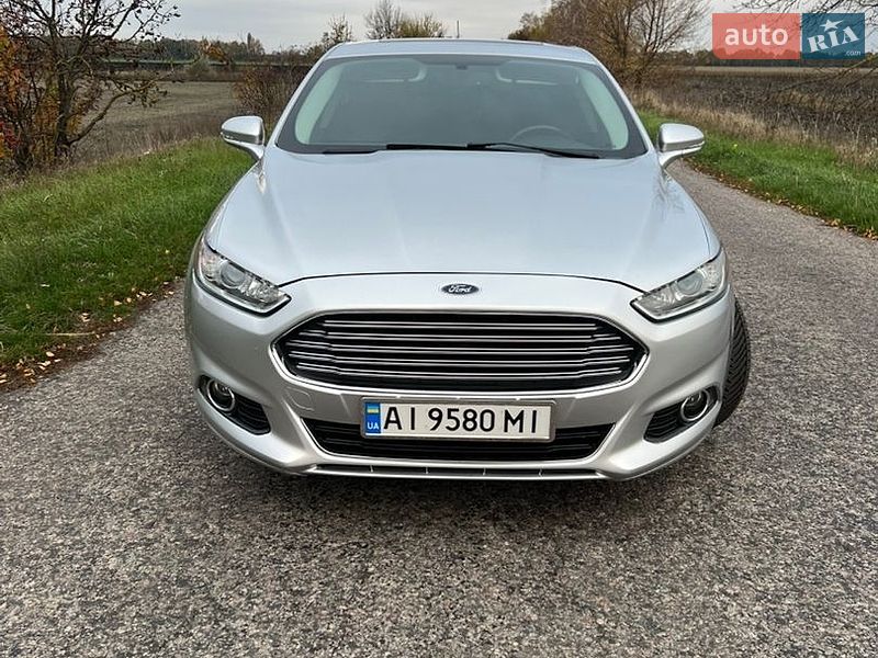 Седан Ford Fusion 2015 в Узине