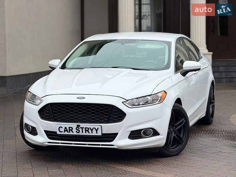 Седан Ford Fusion 2014 в Стрые