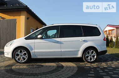 Мінівен Ford Galaxy 2011 в 