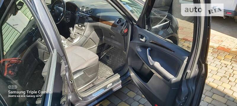 Мінівен Ford Galaxy 2009 в Івано-Франківську