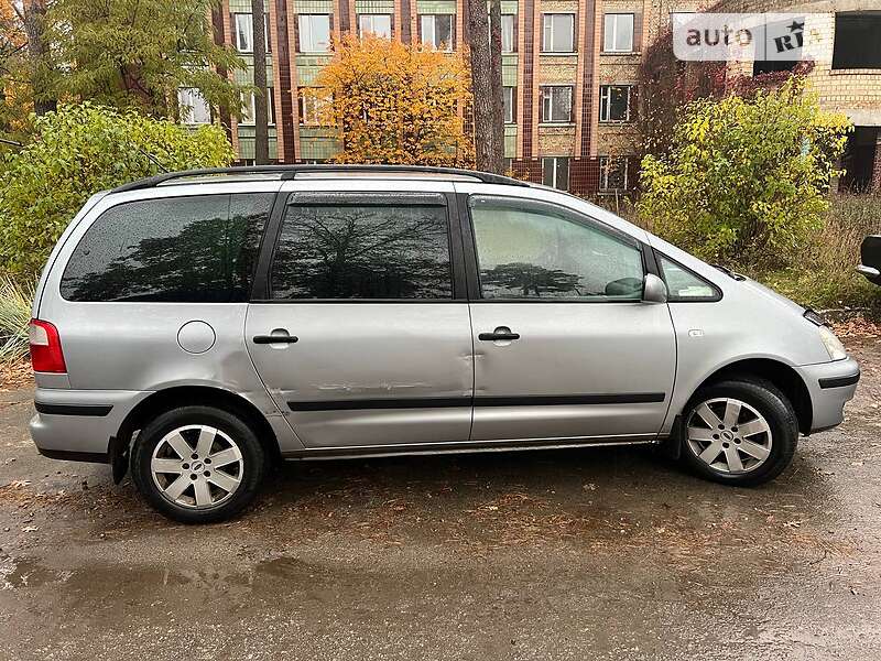 Минивэн Ford Galaxy 2003 в Киеве