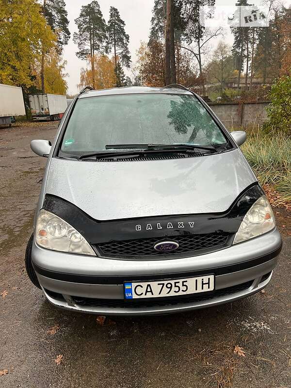 Минивэн Ford Galaxy 2003 в Киеве
