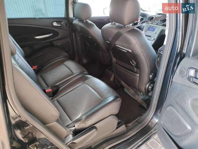 Минивэн Ford Galaxy 2008 в Барышевке