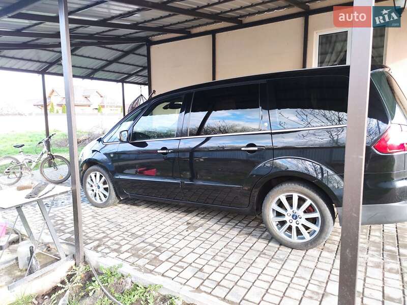 Минивэн Ford Galaxy 2008 в Барышевке