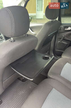 Минивэн Ford Galaxy 2011 в 