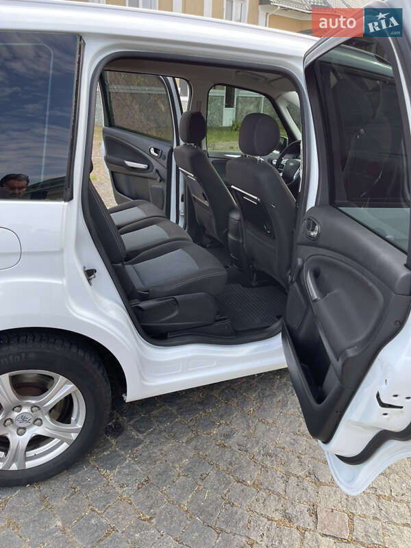 Минивэн Ford Galaxy 2011 в Киеве