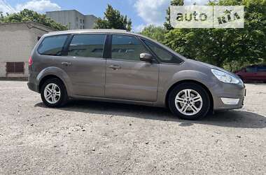Минивэн Ford Galaxy 2013 в 