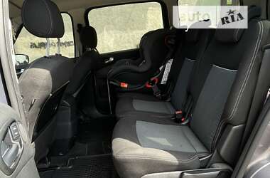 Минивэн Ford Galaxy 2013 в 