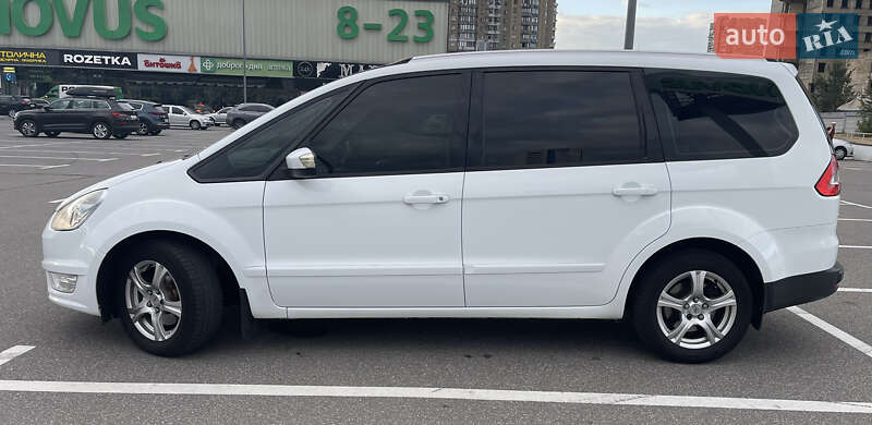 Минивэн Ford Galaxy 2011 в Киеве