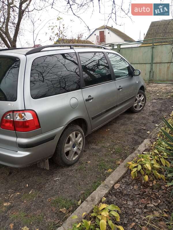 Минивэн Ford Galaxy 2005 в Киеве