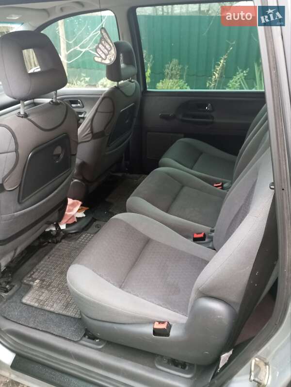 Минивэн Ford Galaxy 2005 в Киеве