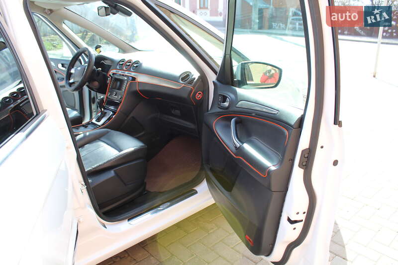 Минивэн Ford Galaxy 2014 в Черновцах