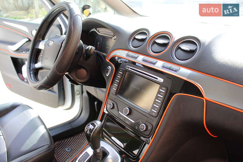 Минивэн Ford Galaxy 2014 в Черновцах