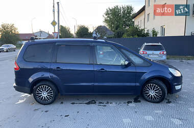 Минивэн Ford Galaxy 2012 в 