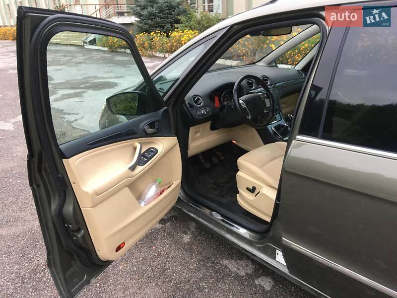 Минивэн Ford Galaxy 2011 в Тернополе