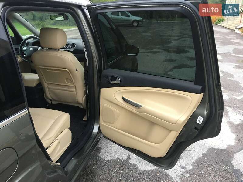 Минивэн Ford Galaxy 2011 в Тернополе