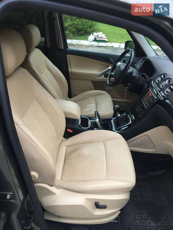 Минивэн Ford Galaxy 2011 в Тернополе