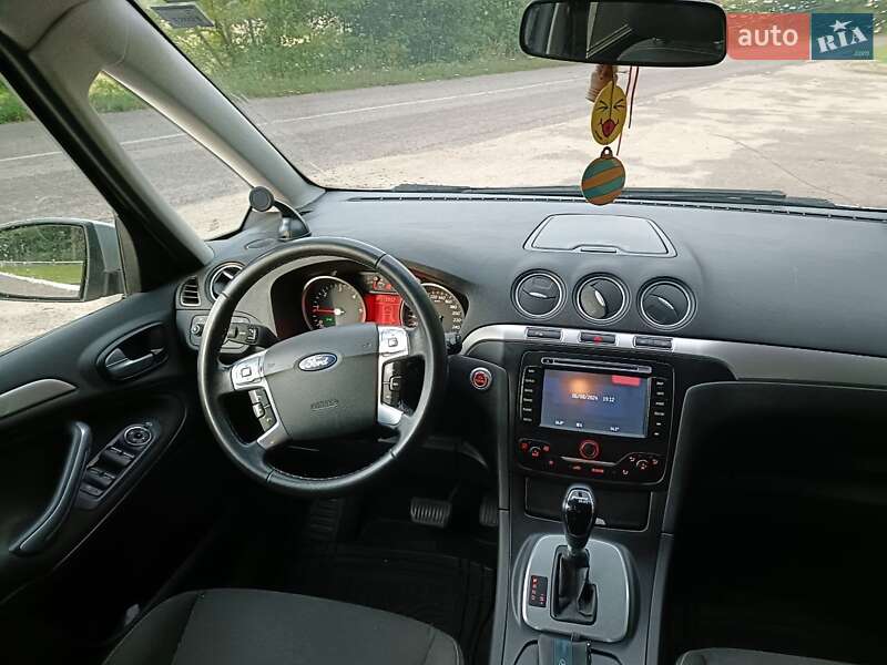 Минивэн Ford Galaxy 2013 в Ракитном