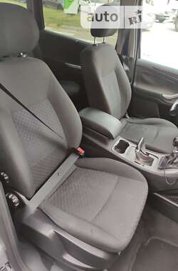 Минивэн Ford Galaxy 2009 в 