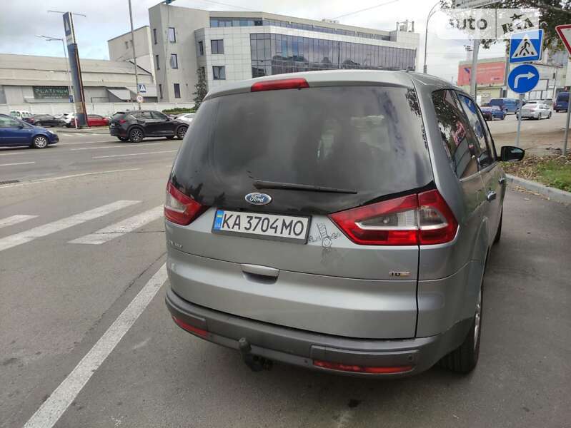 Минивэн Ford Galaxy 2009 в Киеве