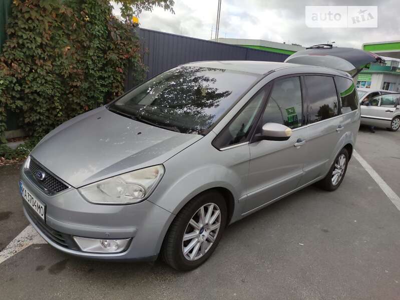 Минивэн Ford Galaxy 2009 в Киеве