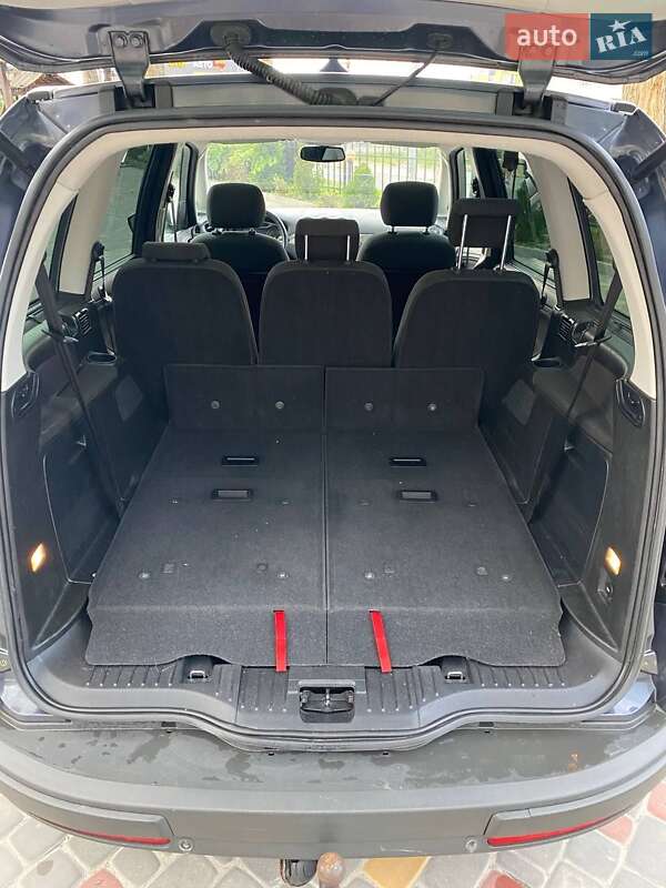 Мінівен Ford Galaxy 2009 в Тернополі
