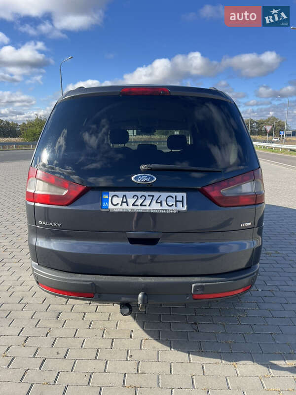 Мінівен Ford Galaxy 2009 в Києві
