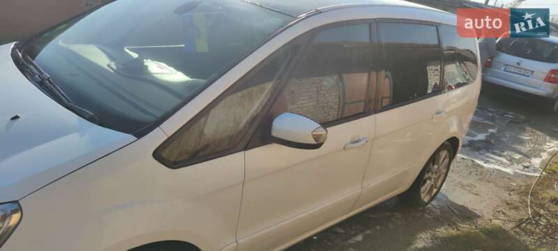 Минивэн Ford Galaxy 2010 в Нововолынске