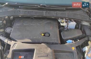 Минивэн Ford Galaxy 2010 в 