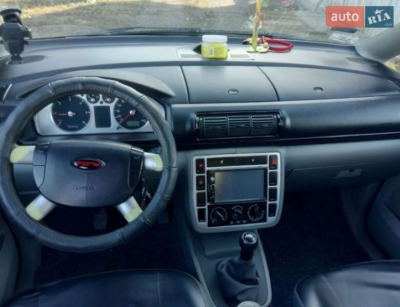 Минивэн Ford Galaxy 2001 в Черновцах