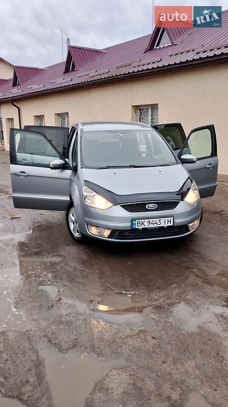Минивэн Ford Galaxy 2010 в Ровно