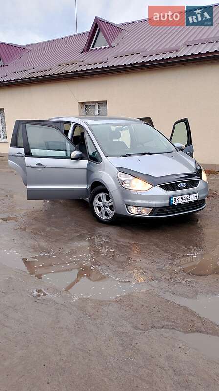 Минивэн Ford Galaxy 2010 в Ровно