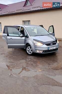 Минивэн Ford Galaxy 2010 в 