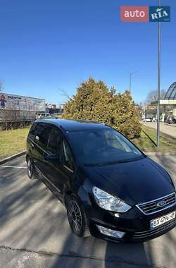 Минивэн Ford Galaxy 2012 в 