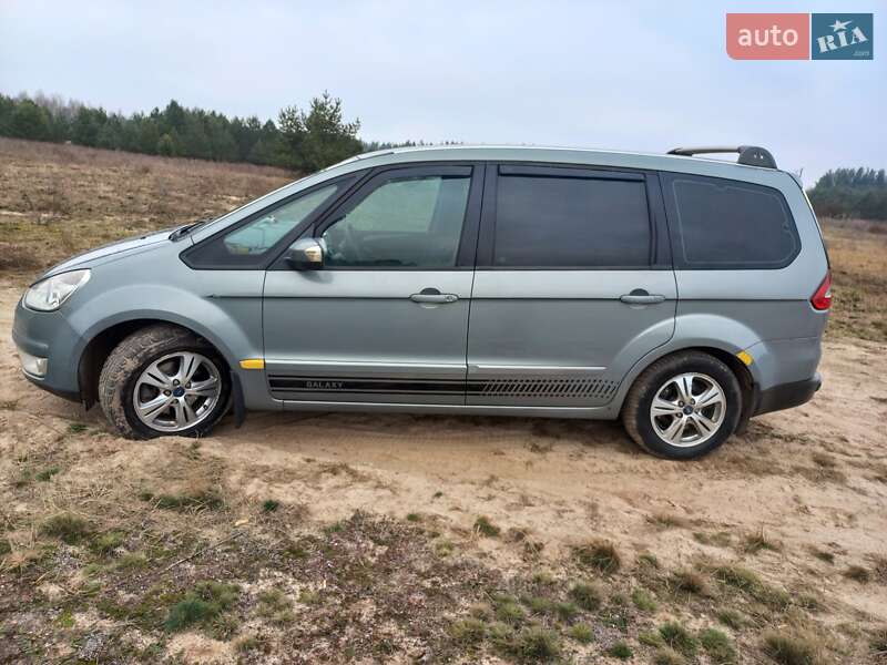 Минивэн Ford Galaxy 2008 в Малине