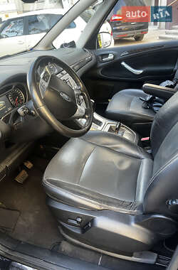Минивэн Ford Galaxy 2010 в 