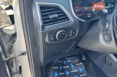 Минивэн Ford Galaxy 2019 в 