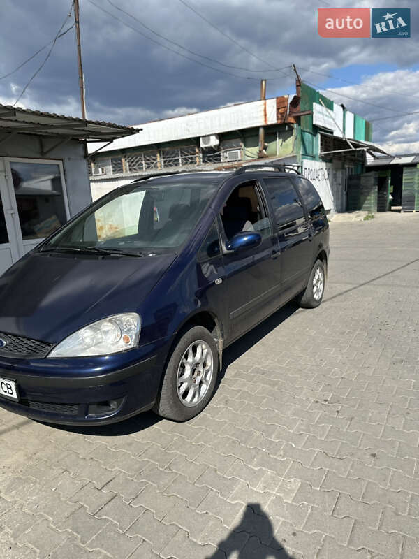 Минивэн Ford Galaxy 2000 в Чопе