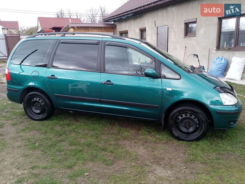 Минивэн Ford Galaxy 2001 в Киеве