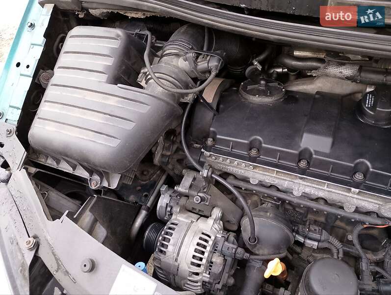 Минивэн Ford Galaxy 2001 в Киеве