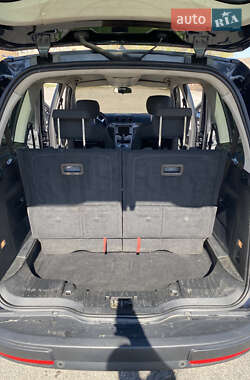 Минивэн Ford Galaxy 2009 в 