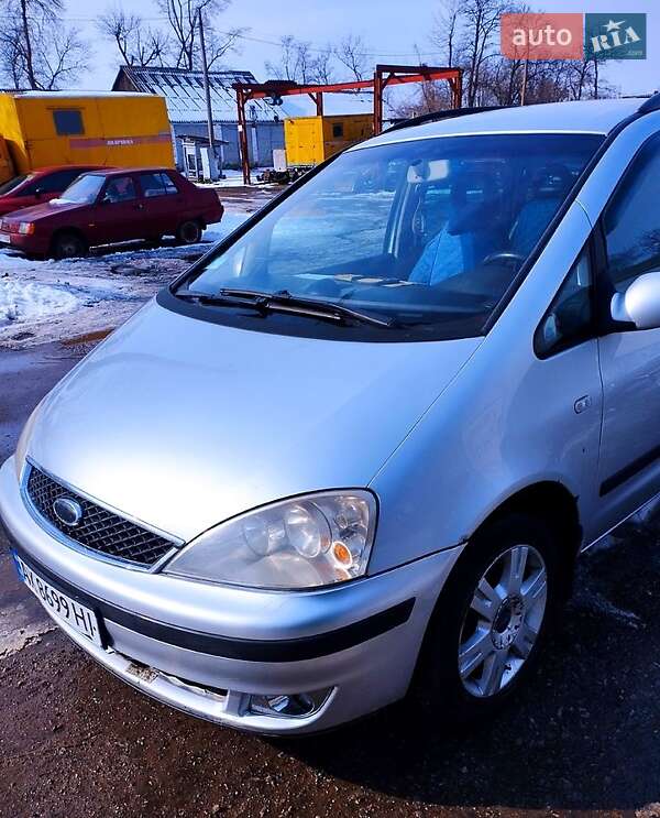 Минивэн Ford Galaxy 2004 в 