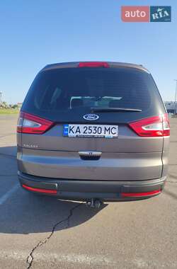 Минивэн Ford Galaxy 2013 в 