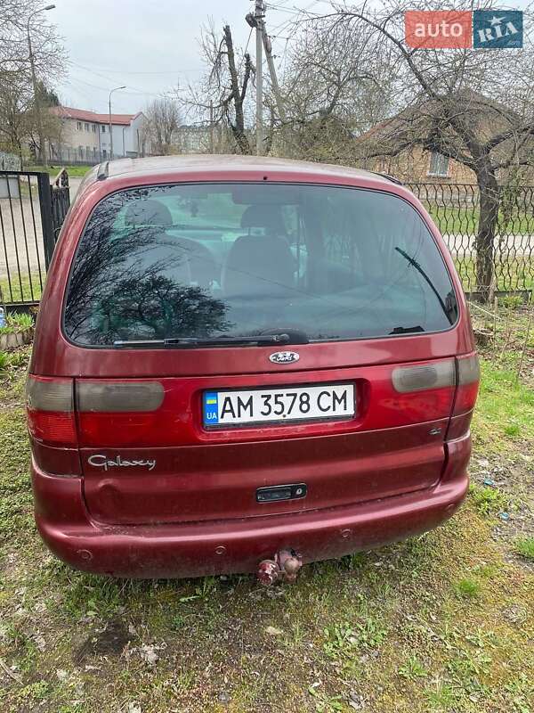 Минивэн Ford Galaxy 1999 в Луцке