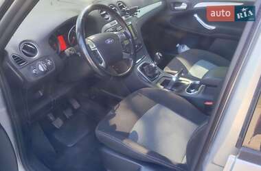 Минивэн Ford Galaxy 2013 в 