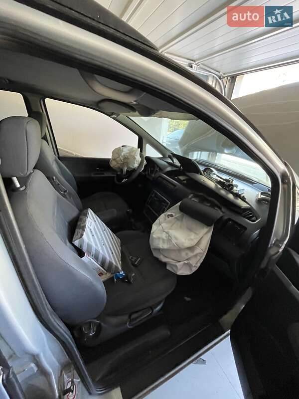 Минивэн Ford Galaxy 2000 в Одессе фото 4 Минивэн Ford Galaxy 2000 в Одессе