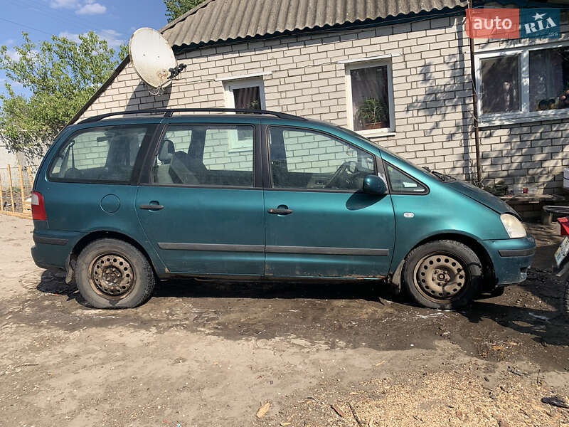 Минивэн Ford Galaxy 2001 в 