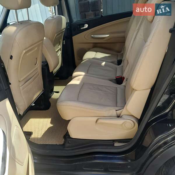 Минивэн Ford Galaxy 2011 в Житомире