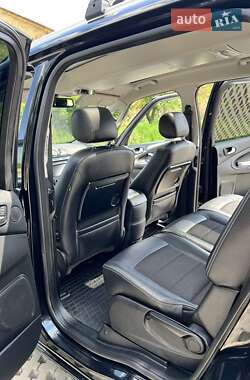 Минивэн Ford Galaxy 2013 в 