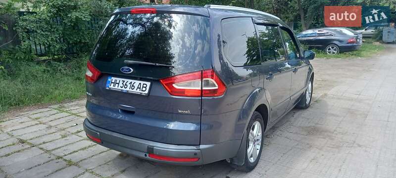 Минивэн Ford Galaxy 2013 в Измаиле